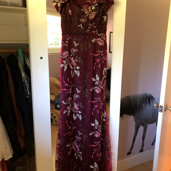 Prom dress - Picture 2 of 3